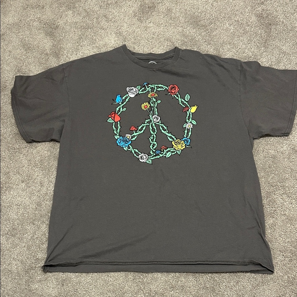 🎁Floral Peace Sign Graphic Tee - Black